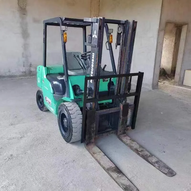Japan original MITSUBISHI 3 ton used secondhand diesel forklift in good condition with reliable engine