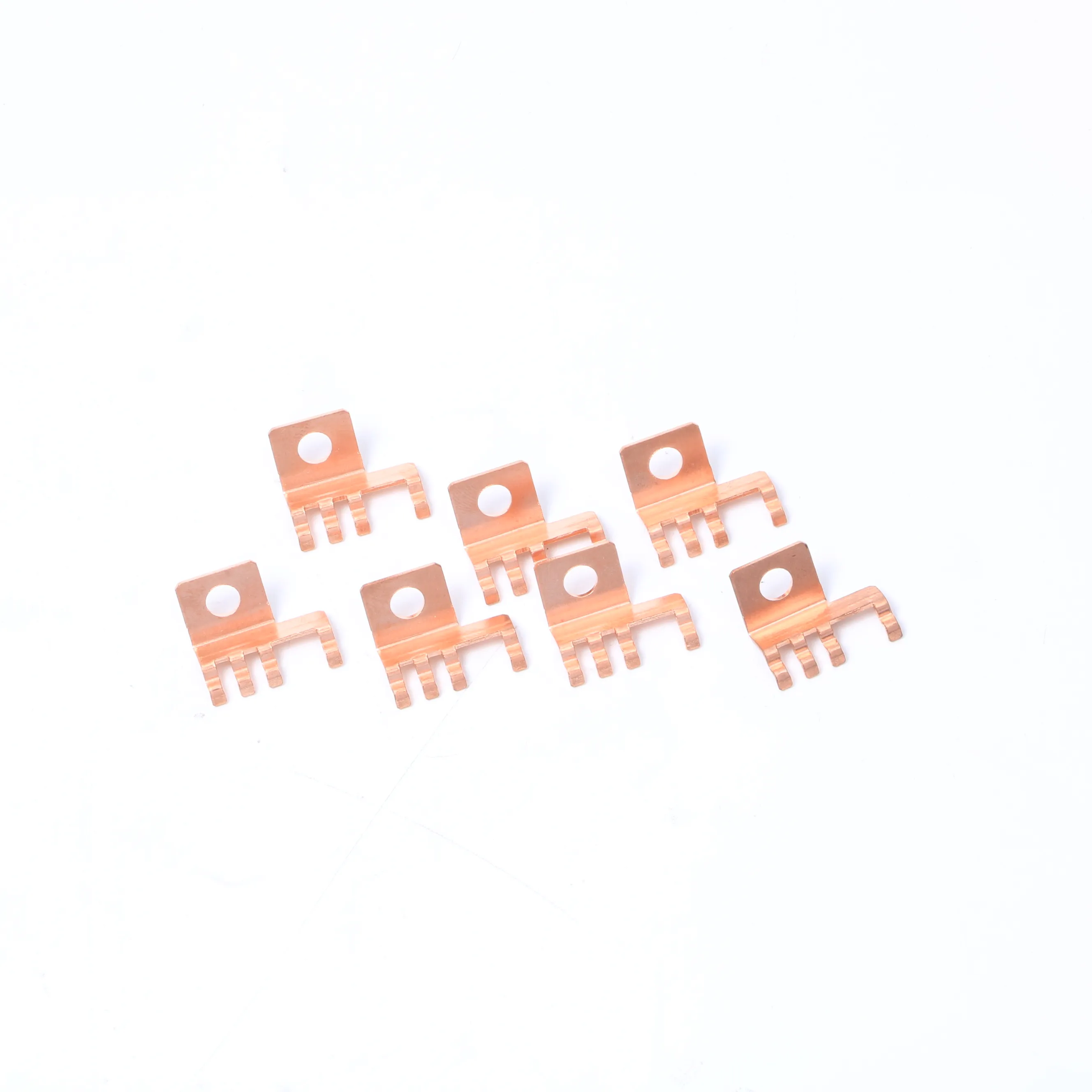 Индивидуальные высокоточные изделия по изготовлению медного листового металла штамповочные детали из листового металла