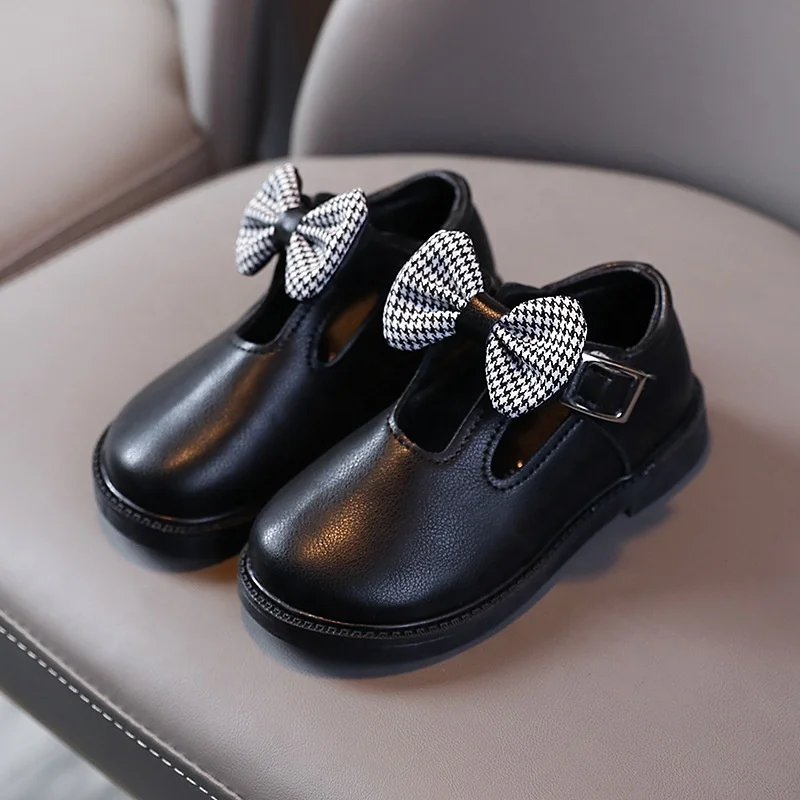 
Wholec Sale Classical Style PU Leather School Rubber Sole Kids Shoes for Girls Artificial Leather Breathable Casual Shoes 
