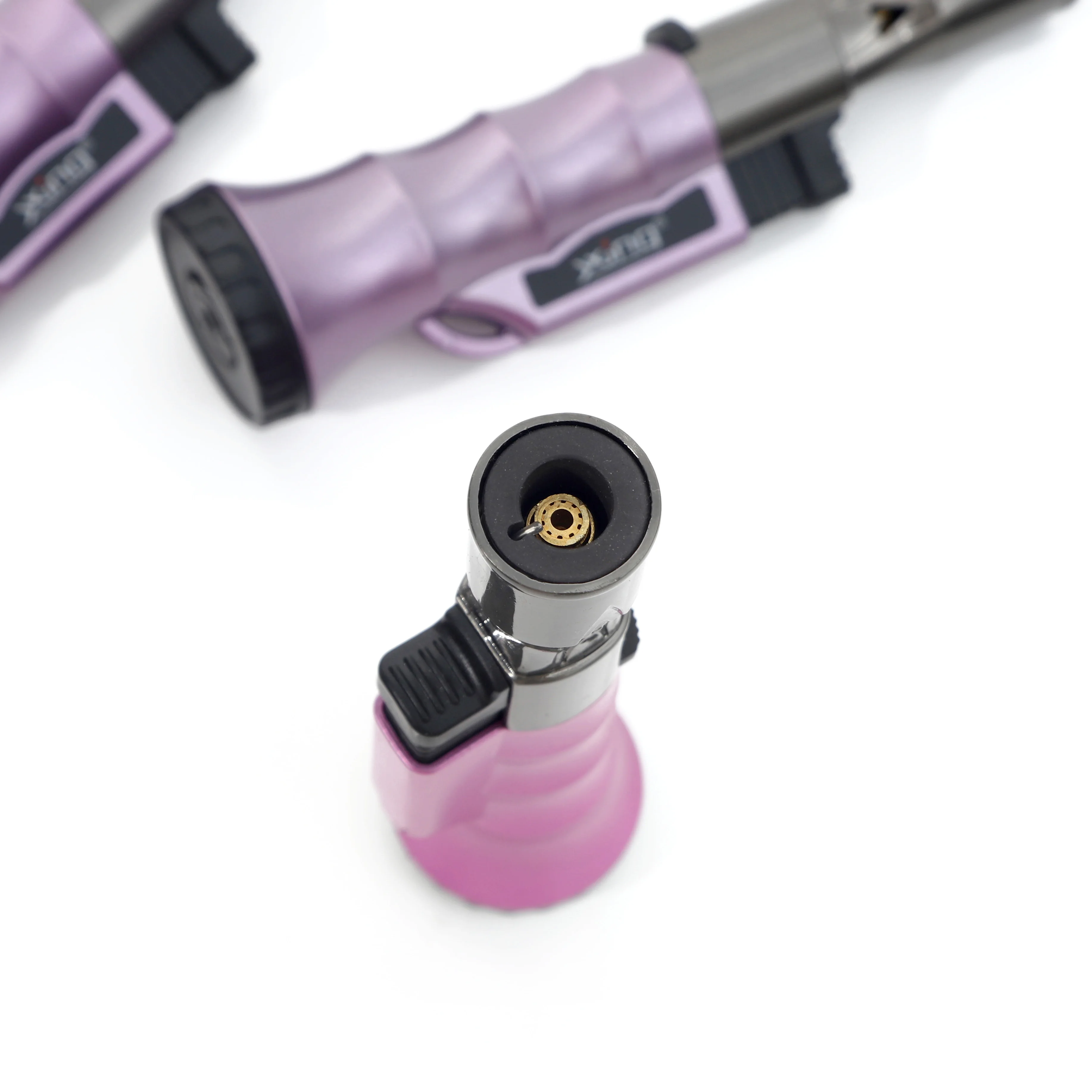 Customized portable windproof lighter jet flame electronic windproof cigarette lighter