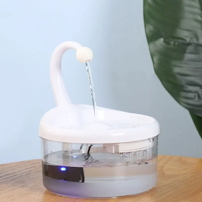 Manufacture  Cat Water Dispenser Automatic Plastic Pet Drinking Fountain For Cats