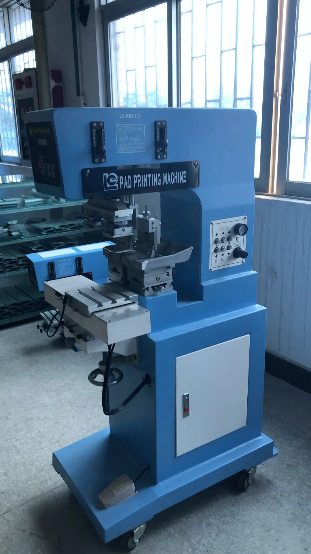 China 2-colour pad printing machine gravure tampo print machine for small labels