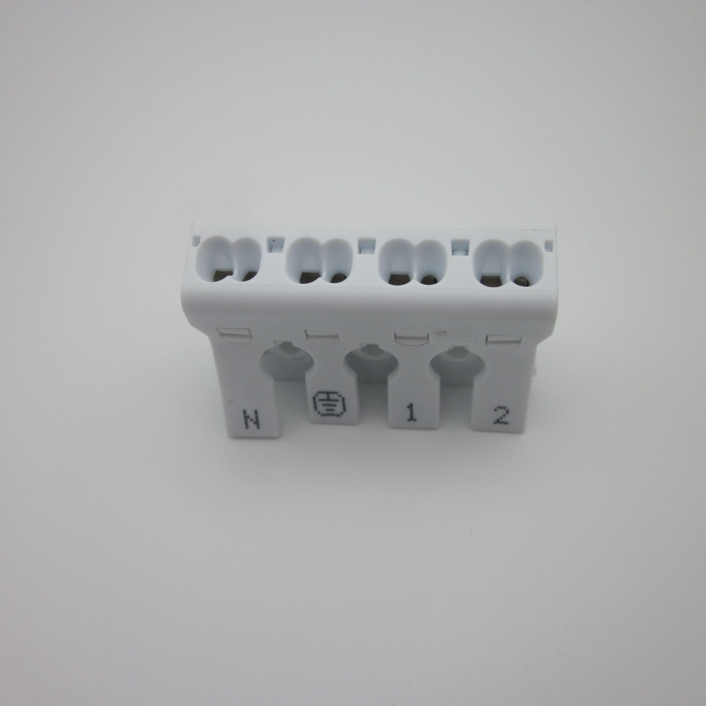 923 system 2pole 3 pole  PA66 Brass nickel plating wire connector earth plate CE easy fixing Luminaire Connector Manufacturers