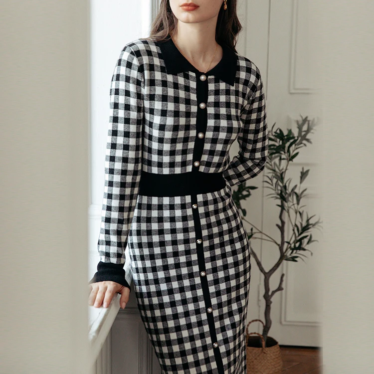 OEM Service Factory High Quality Ladies Spring Summer New Knitted Long Sleeve Dress Sweater Checkerboard Design Fashion Pearl