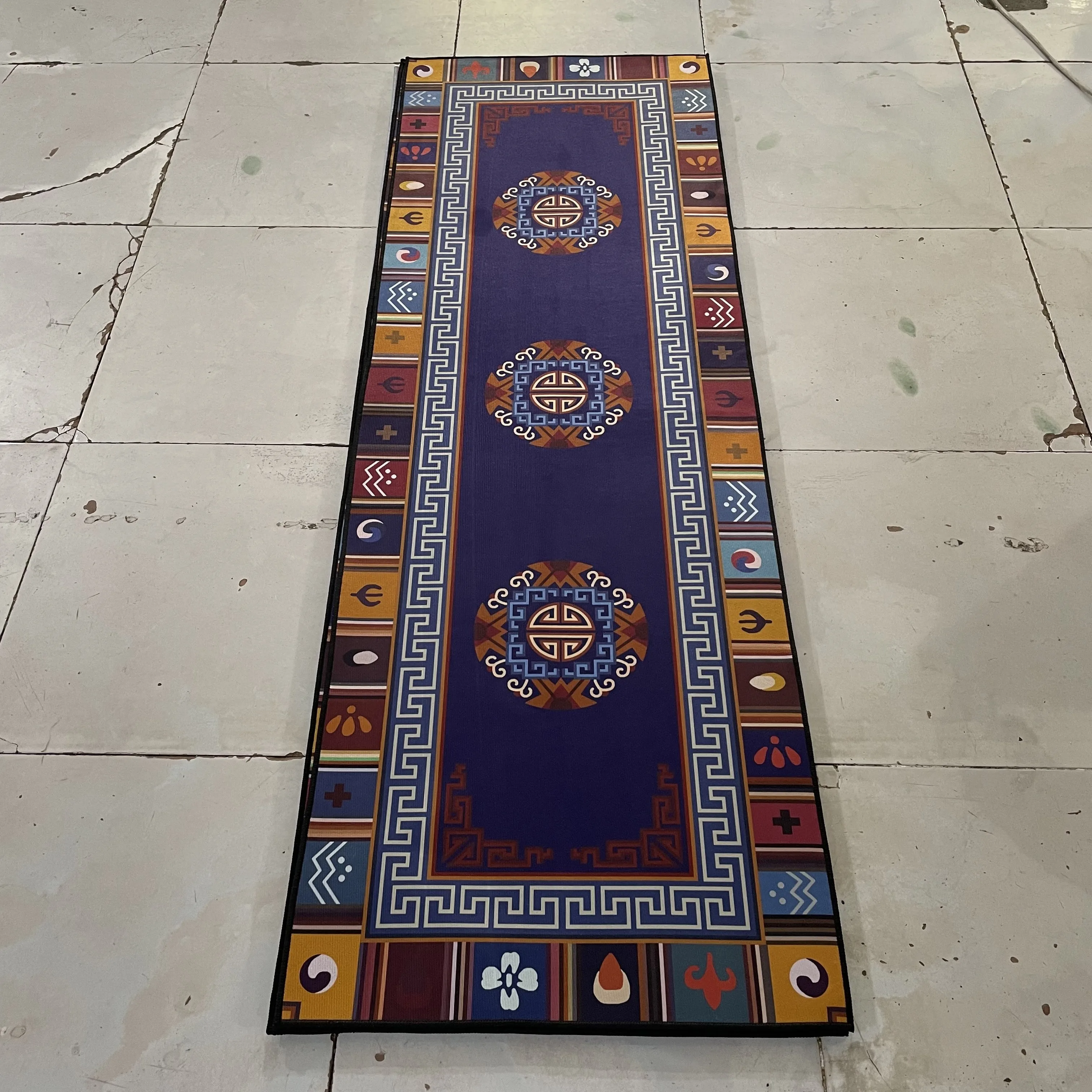 Machine Washable Rug Thin Vintage Bohemian Medallion Area Rug Stain Resistant Non-Slip Backing carpets for Living Room