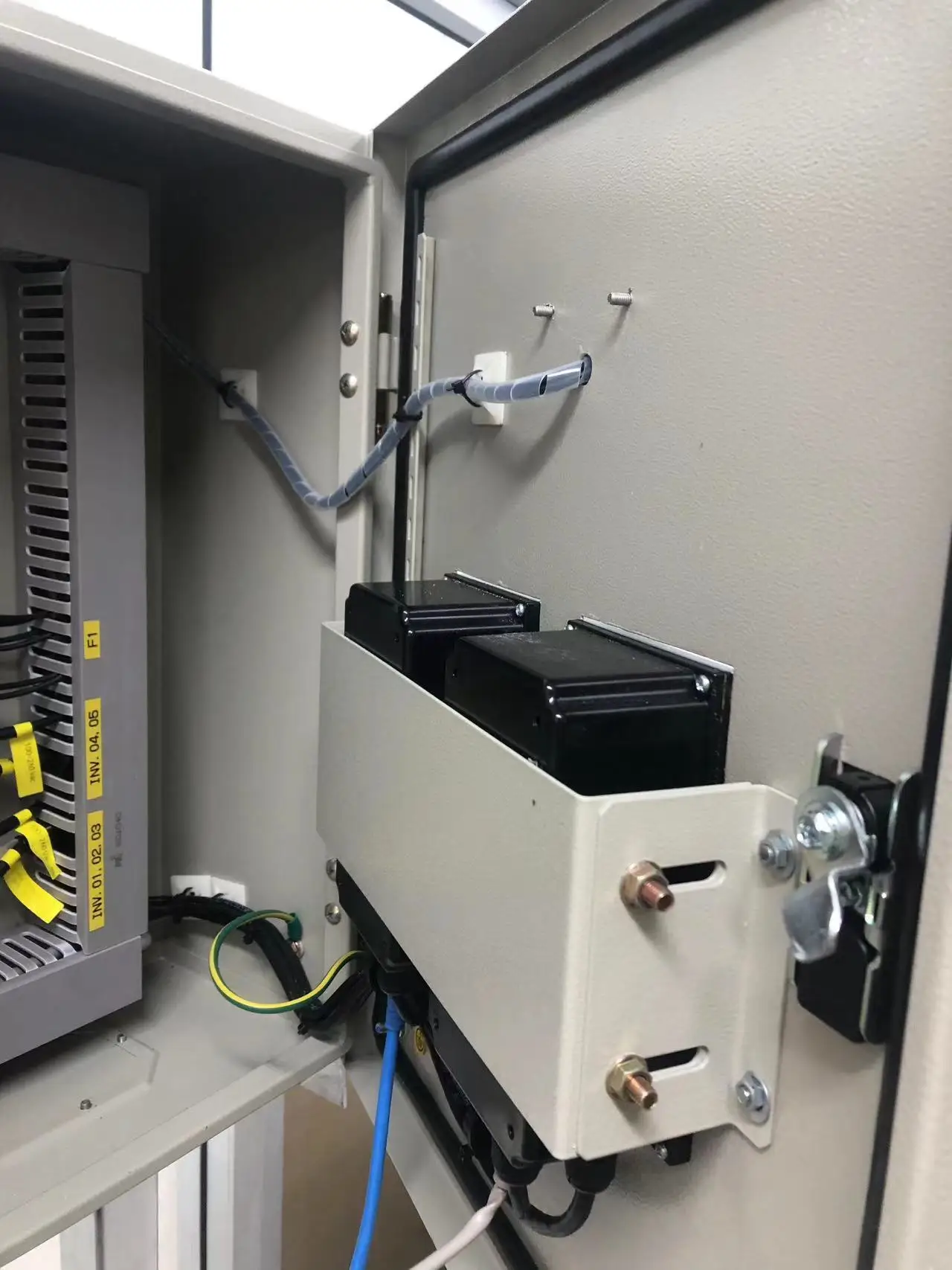 Fonrich Local Display Monitoring System PV String Monitor Supporting Max 2496 Solar Modules System