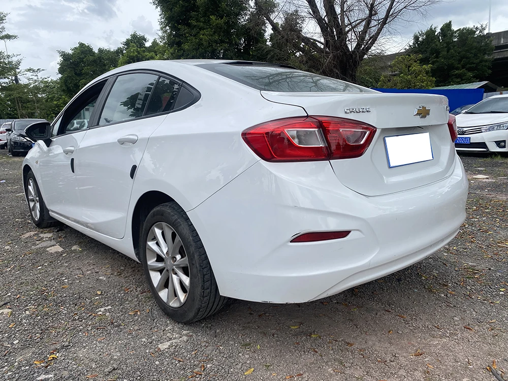 Wholesale 2017 Chevrolet Cruze 1.5L taxi driving school online car-hailing used car low price second hand cheap cars