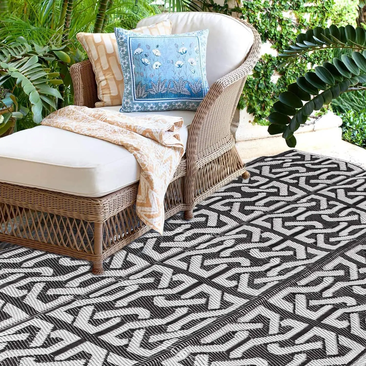 HUAYANG Outdoor Carpets Waterproof Reversible Large Plastic Straw Rug for Patios Clearance outside Area Rug