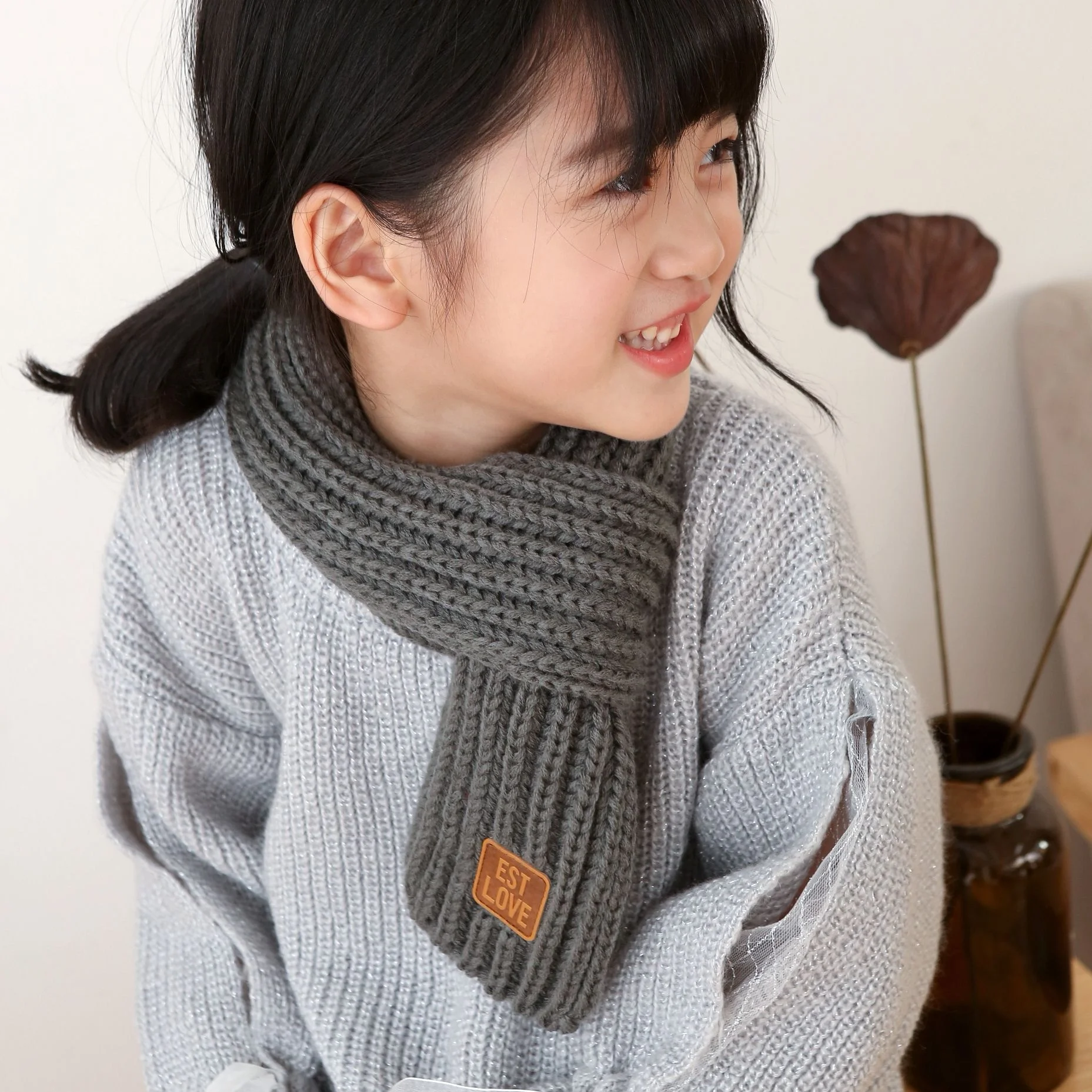 
Factory Direct Supply Winter Thick Warm Knitted Children Baby Acrylic Wool Toddler Girl Muffler Scarf Custom Wholesale 
