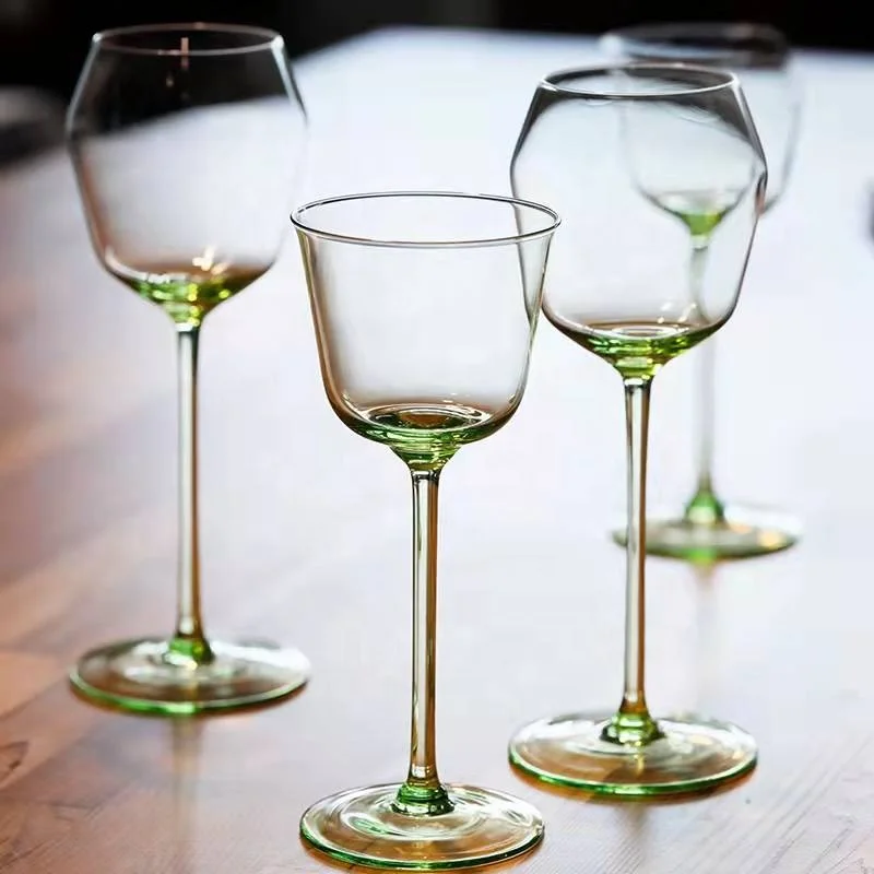 Fancy Luxury Hand Blown Long Stem Wine Glass Cup Wedding Green Colored Wine Glasses