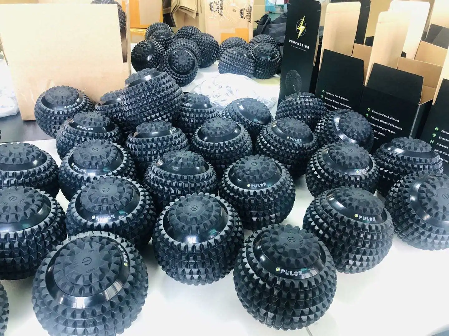 Custom lacrosse balls Vibrating Facial Massage Ball for Body Muscle Recovery