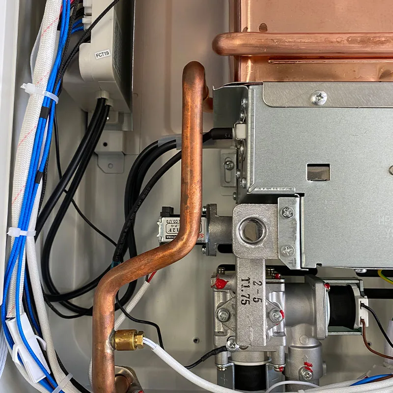 Natural gas liquefied gas thermostatic proportional valve forced smoke exhaust system gas water heater