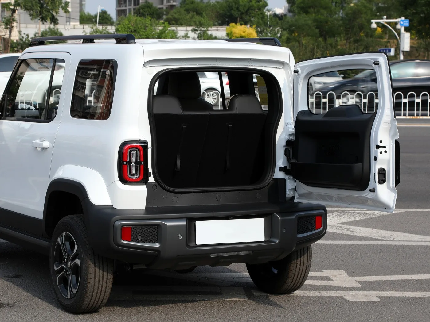 Китайский высокоскоростной автомобиль EV RWD внедорожники хороший внешний вид небольшой электромобиль
