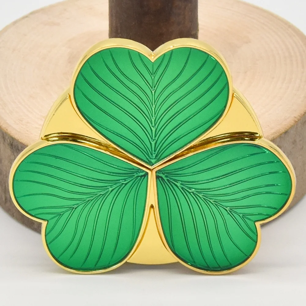 Magnetic suction badge metal pins transparent leaf custom soft enamel lapel pin