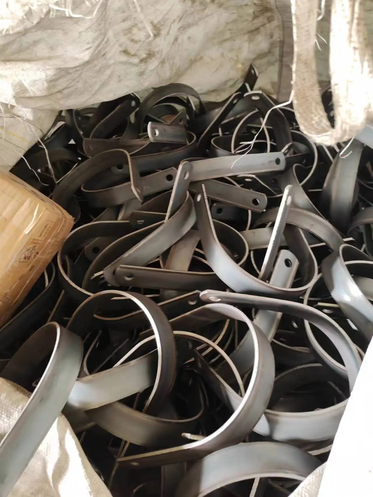 Customized U-Shaped Sheet Metal Bracket Metal Stamping Parts with Zinc Plated Finish Custom Fabrication Services