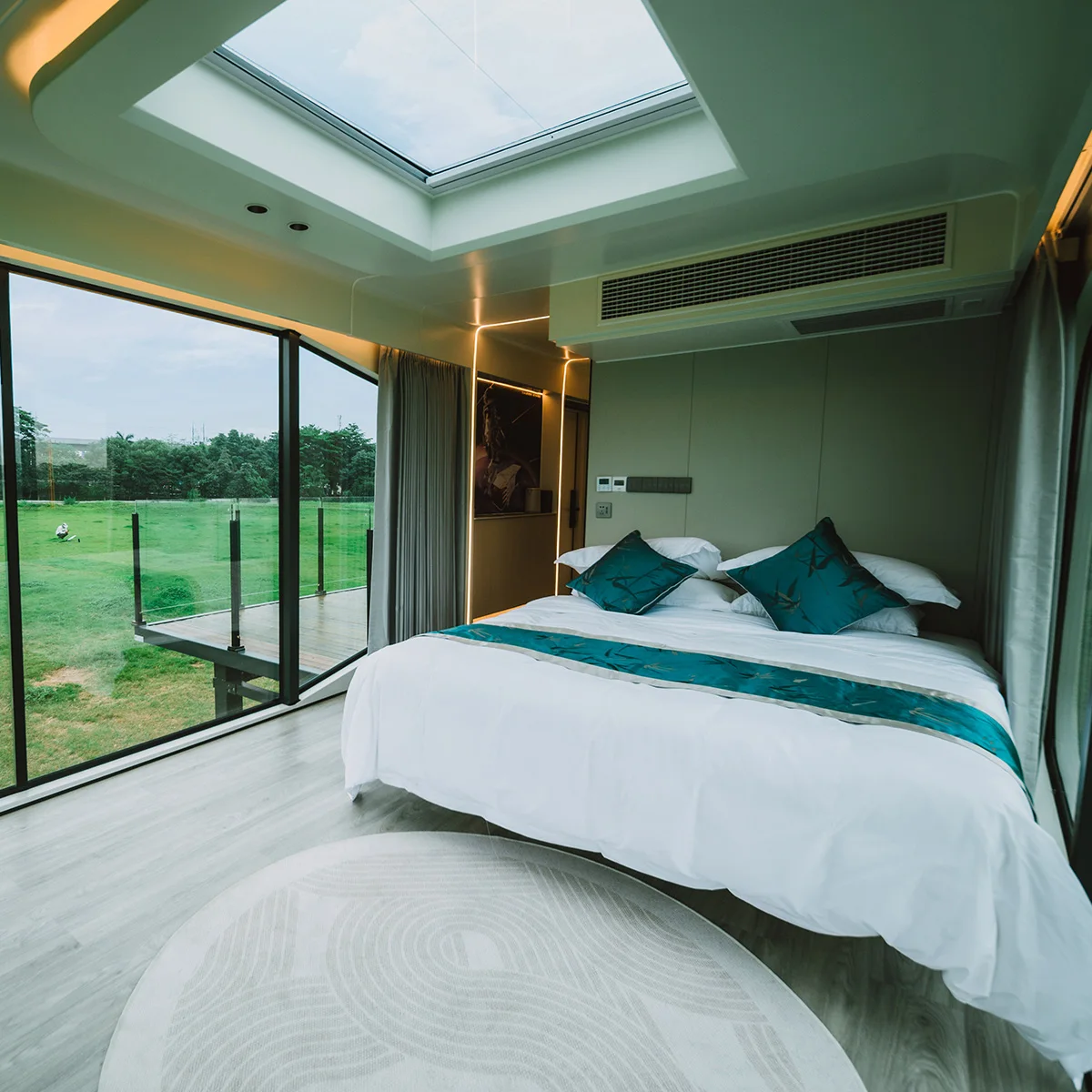 Zcamp X7 20ft Prefabricated Modular Mobile Home And Luxurious Sea View Sun Room Beach Room capsule house Bar Office Pod