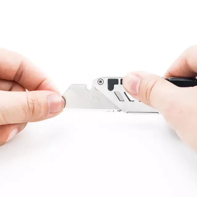 Quality Guaranteed SK5 Blade Aluminium Handle The Best Manufacturing Price Utility Knife Tool