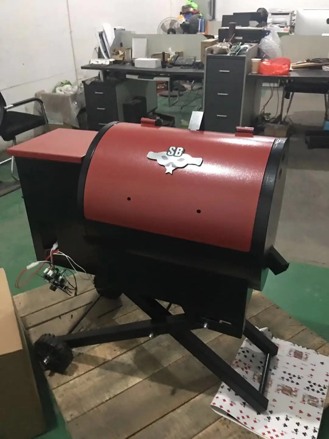 Heavy Duty Barbeque Grill /easy move barbecue bbq grill/2019 Newest Design Barrel BBQ Charcoal Smoker Grills Pellet BBQ
