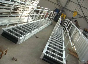 ship long aluminum telescopic wharf gangway ladder with handrail,hand winch