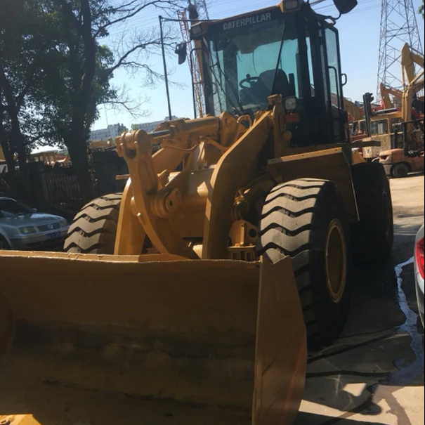  Колесный погрузчик CATERPLAR 938