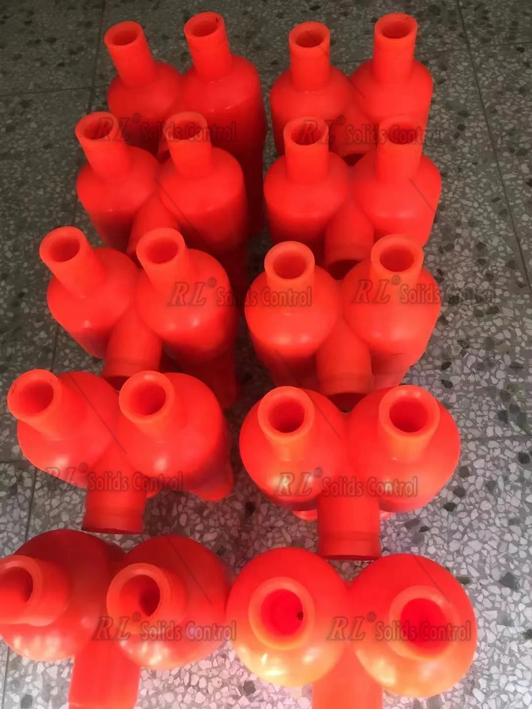 Manufacture of polyurethane dual channel liquid rotary separator