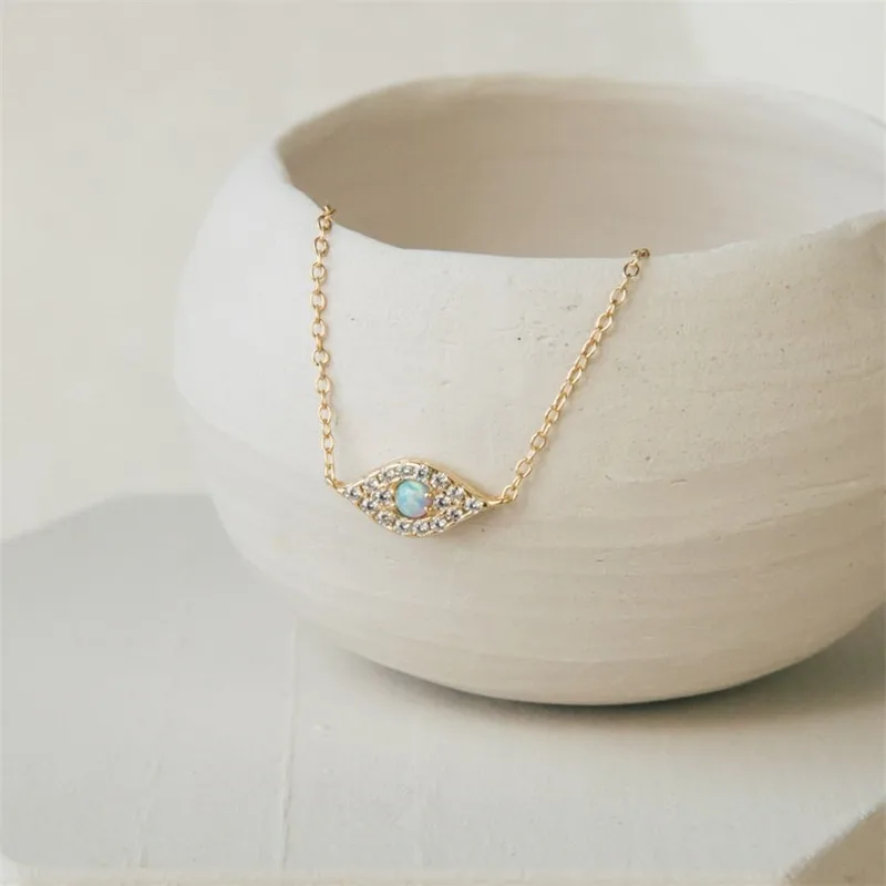 Hot Selling Natural Opal Blue Eye Collarbone Necklace in Gold Fashion and Minimalist 14K Real Necklace Perfect Gift For her