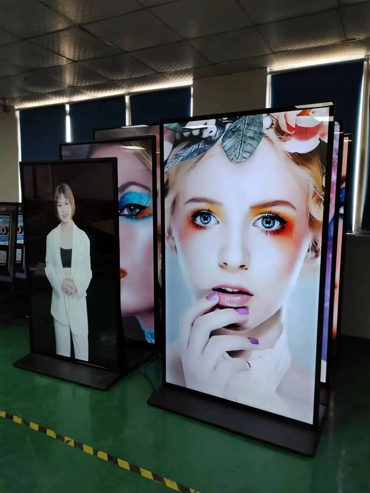 VISIGN digital signage LED LCD 75 86 98 дюймов 4K сенсорный экран подвижный рекламный медиаплеер дисплей