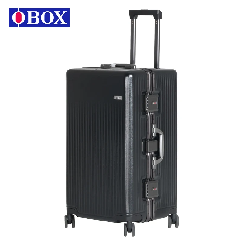 Hot sale Custom Large capacity Luxury  Trolley Outdoor Luggage with with USB interface for travel and sport Black