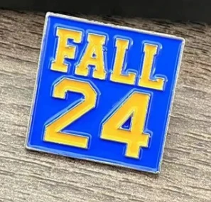 Latest Brooch Designs Cloth Decoration 1 Inch Size Sorority SPR22 Broach Square SPR 22 Pin Spring 22 Brooch