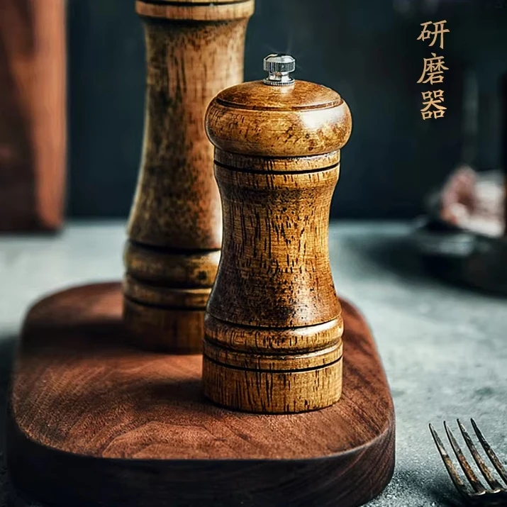 Solid Wood Black Pepper and Steak Barbecue Salt Spreader Western Food Seasoning Grinding Bottle with Vegetable Appearance