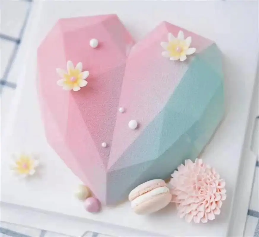 3D Diamond Love Heart Shape Food Grade Silicone Molds Microwave Refrigerator Safe Baking Bread Cake Molds For DIY Kitchen Tools