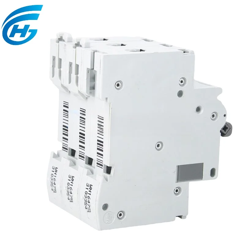 Новый оригинальный небольшой выключатель OSMC32N3C63A 3P C63A