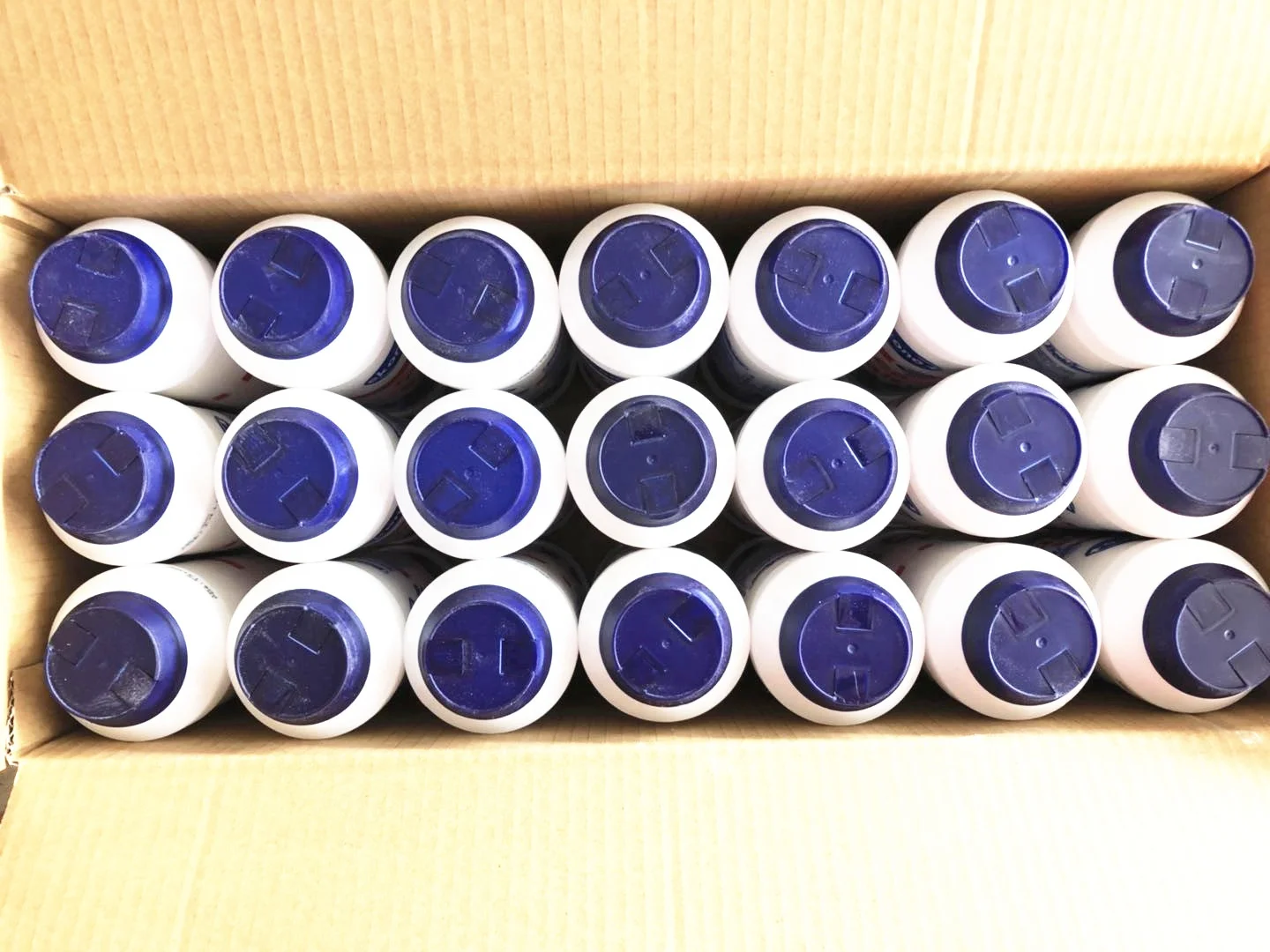 Iodized table salt with adjustable shaker Top grade table salt Plastic bottle packing OEM ODM welcome