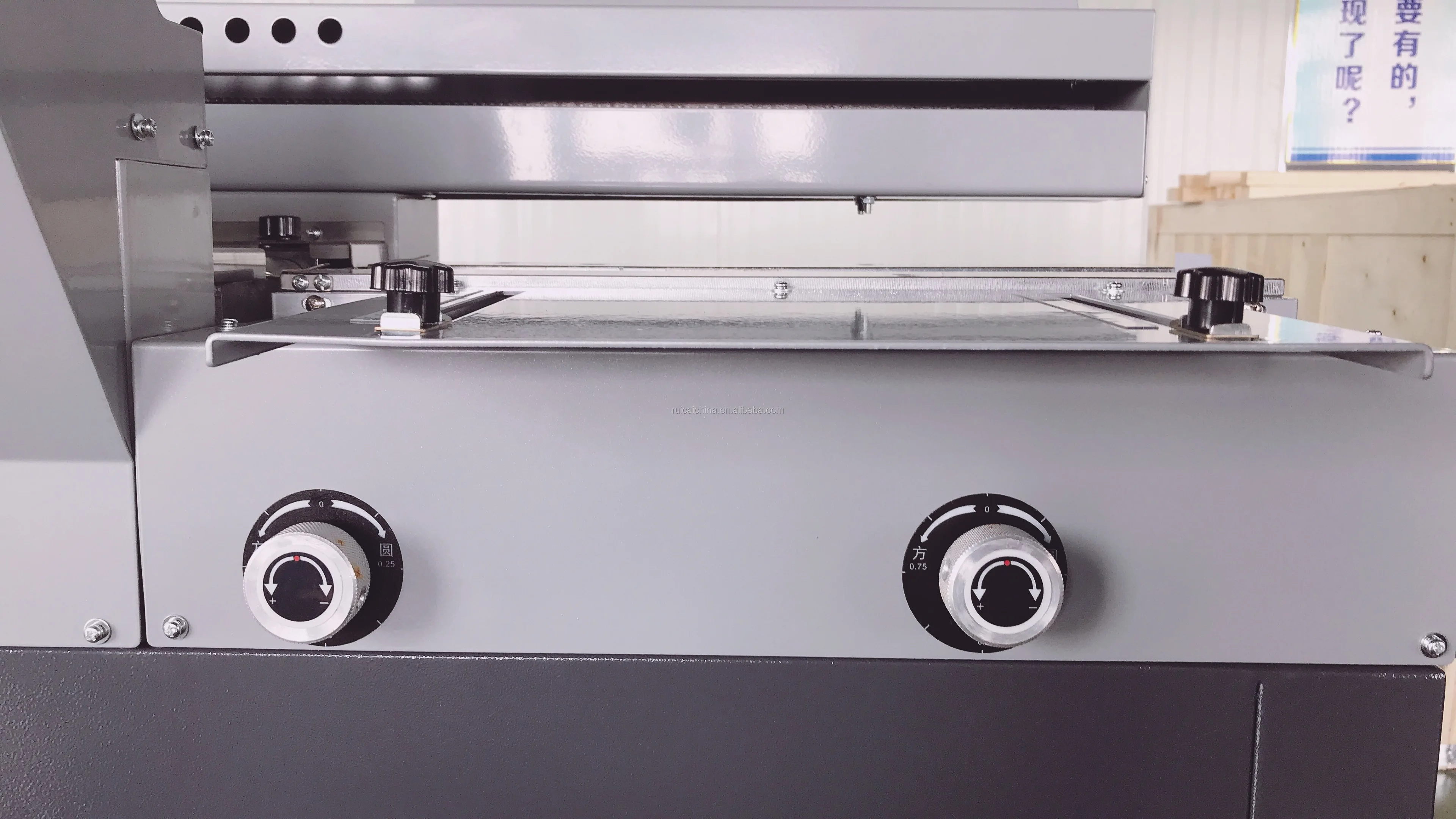 Digital Book Glue Perfect Binding Machine with Touch Screen