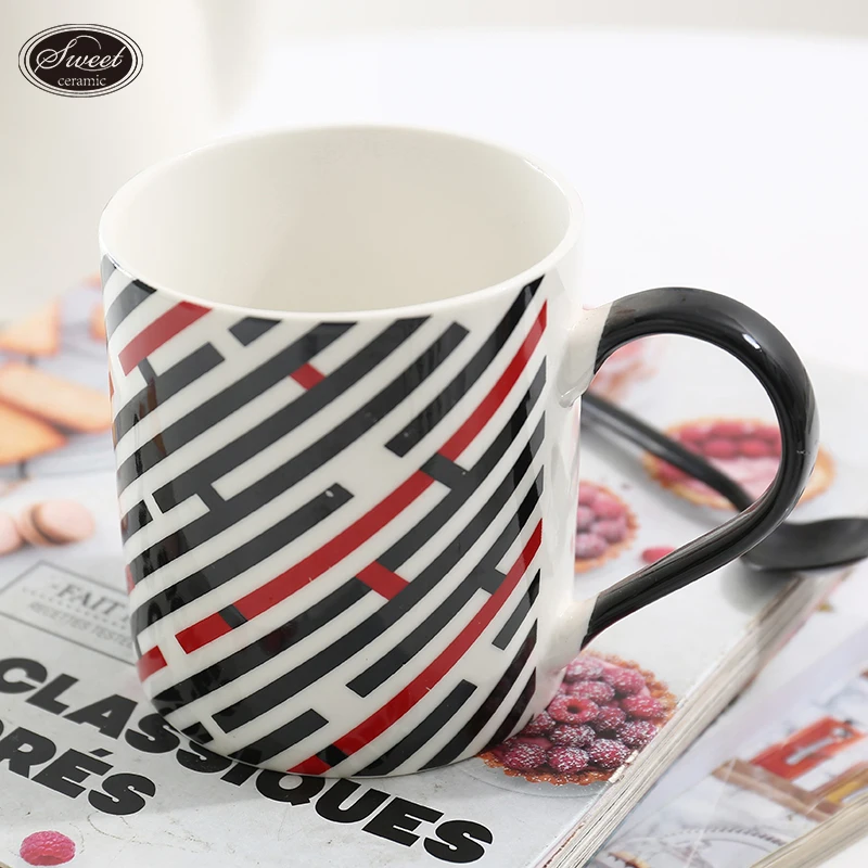 Wholesale 11oz Best selling European  porcelain black white  custom creative ceramic soup cup Oat milk coffee mug