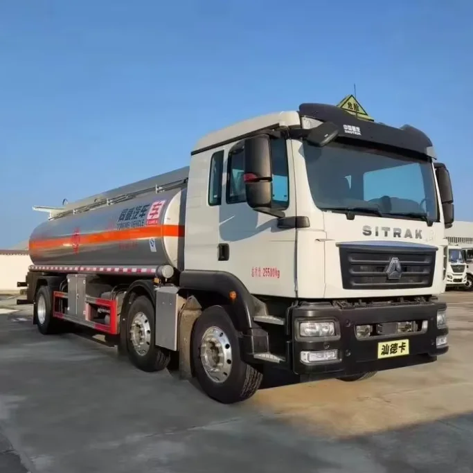 High quality SITRAK vehicles 6x4 fuel tanker truck oil tank truck Diesel Oil Transporter Capacity Fuel Tank sale