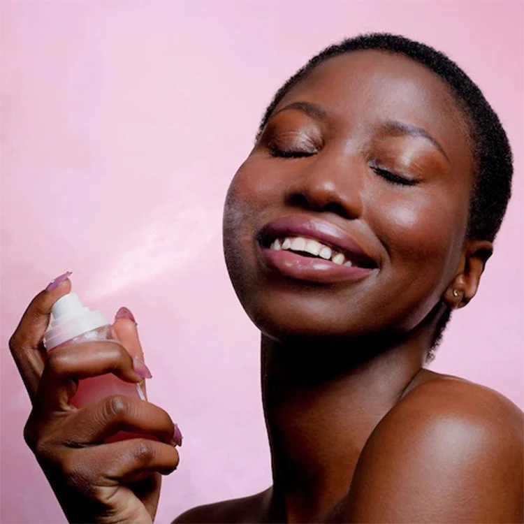 Custom Logo Private Label Whitening Moisturizing Skin Care Toner Skincare Natural Organic Watermelon Mist Facial Toner Spray