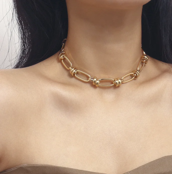 
XG1247 2020 women new simple ring chain necklace with metal hollow-out geometry 
