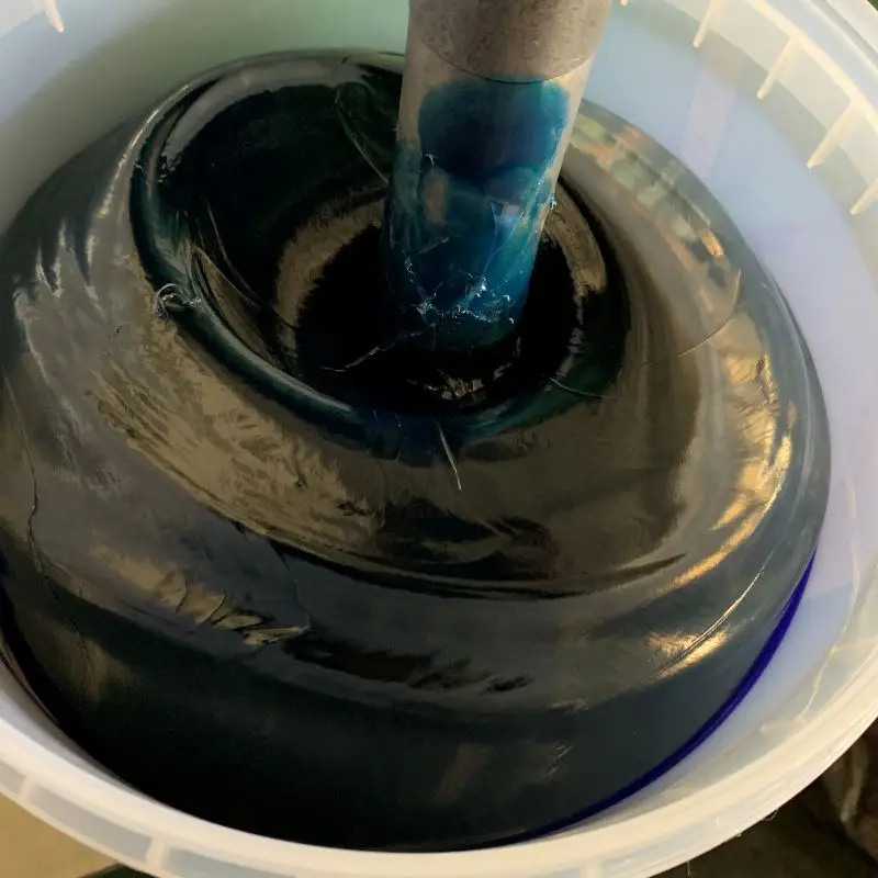 High temperature resistant blue lithium complex grease