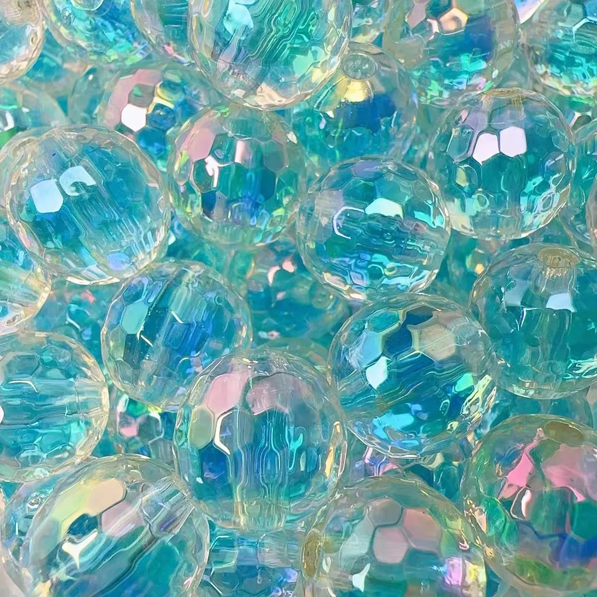Бусины из бисера