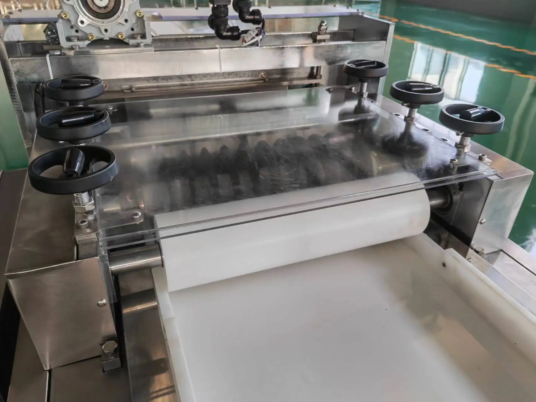 Automatic Energy Bar Processing Line/Puffed Rice Cake Forming Machine