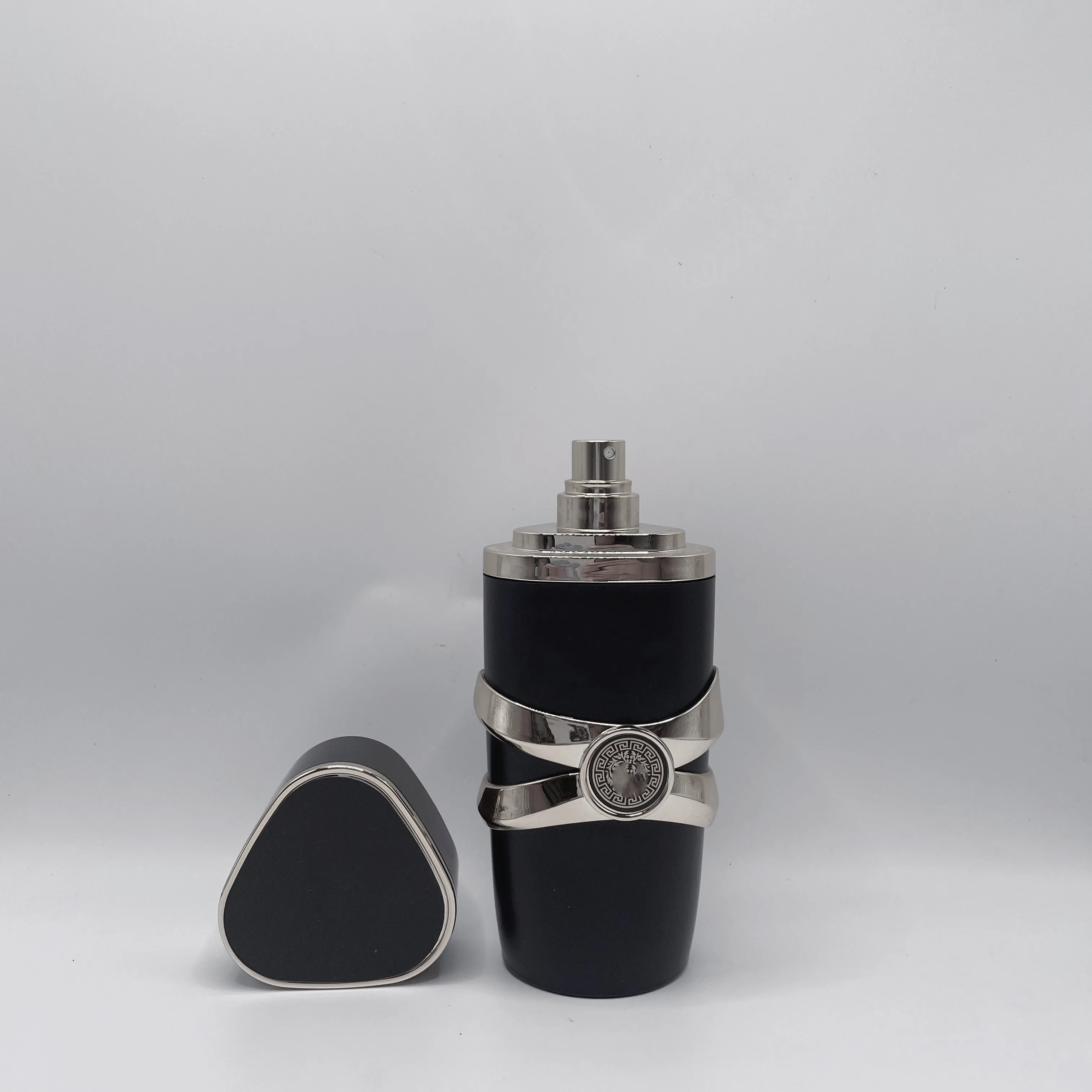 The factory sells large quantities of Latafa  asad perfume arab perfumes wholesale  house perfume