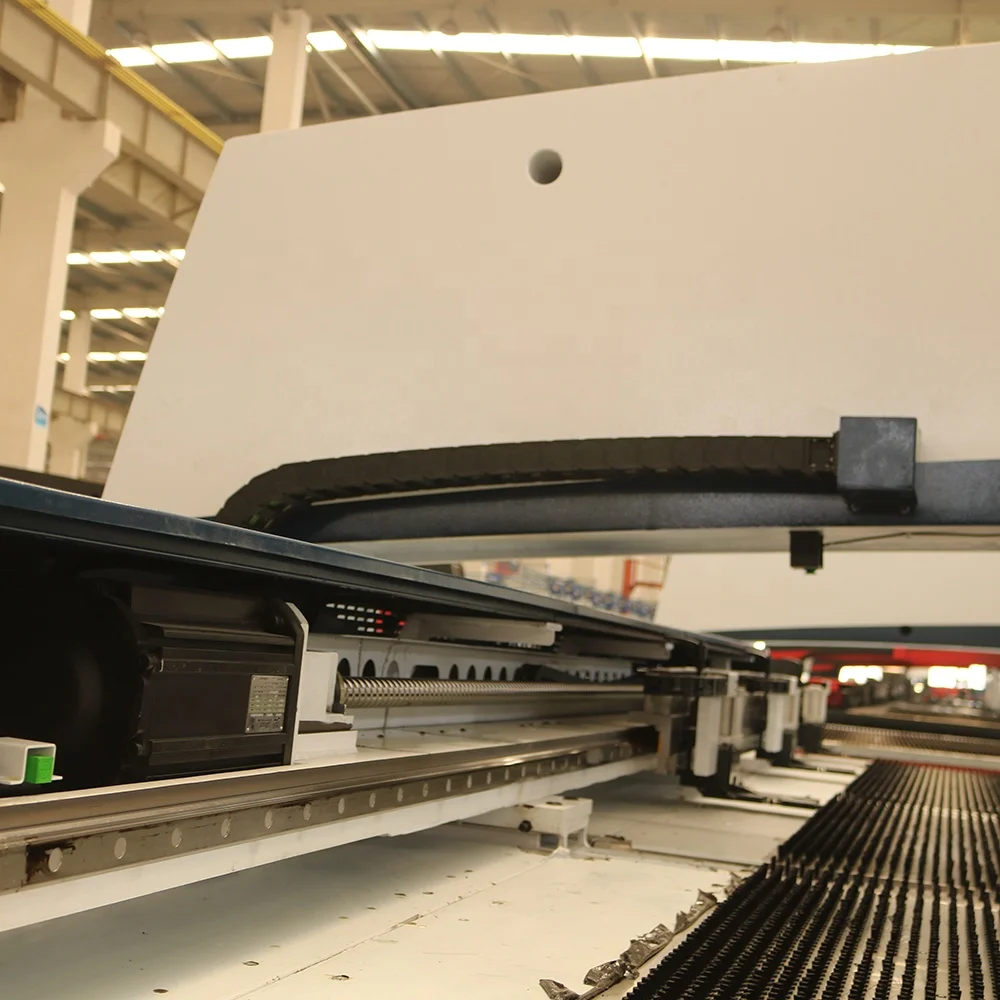 TL Brand MT300 CNC Servo electric cabinet Turret punching machine with FANUC Oi-PF