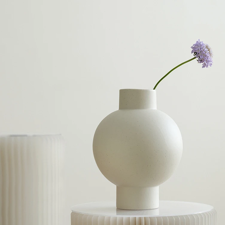 High-end matte white dome vase minimalist nordic decorative oriental ceramic vase