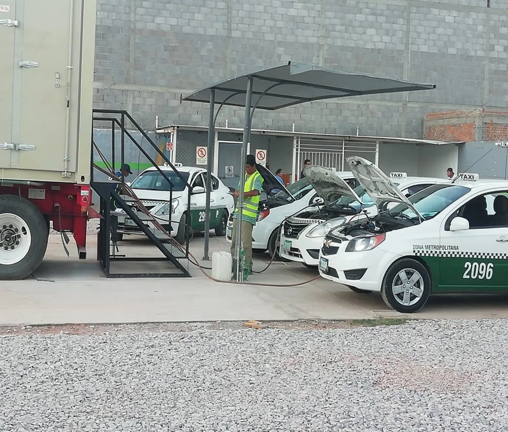 
20ft Integrated CNG refilling station all in one solution for CNG refilling 