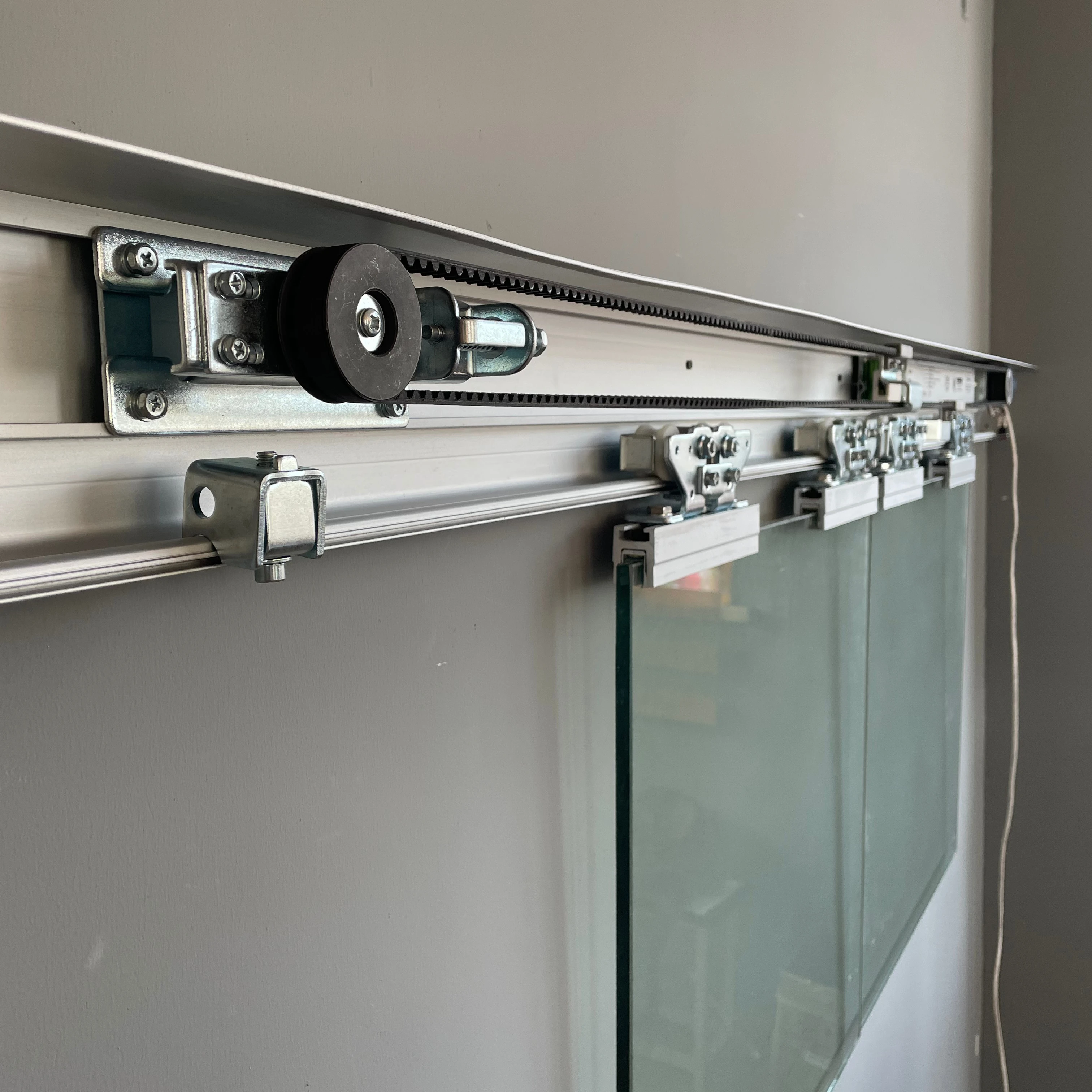 Sliding Mechanism Home Automation DC Brushless Motor Automatic Glass Sliding Door Opener