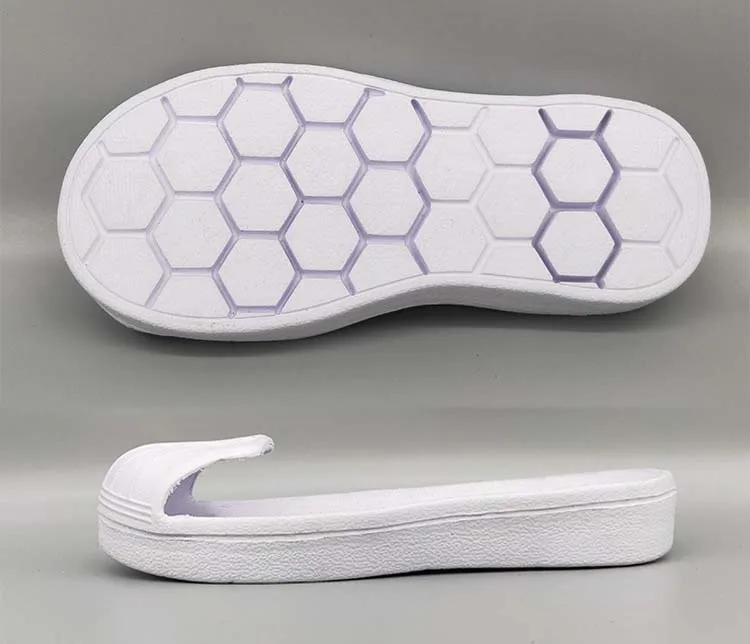 Wholesale Baotou Baby Shoes with Soft Shell Sports Sole Learning Shoes for Children Made from TPR Material