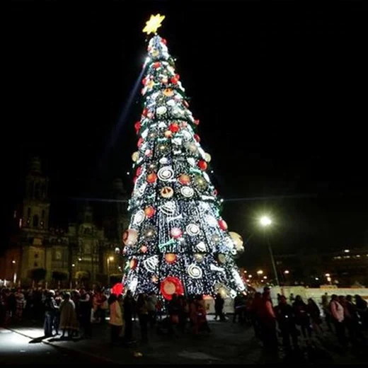 Luxury Large Christmas Decoration Giant Metal Frame  String Light Large Xmas Tree 3D Giant LED Christmas Tree