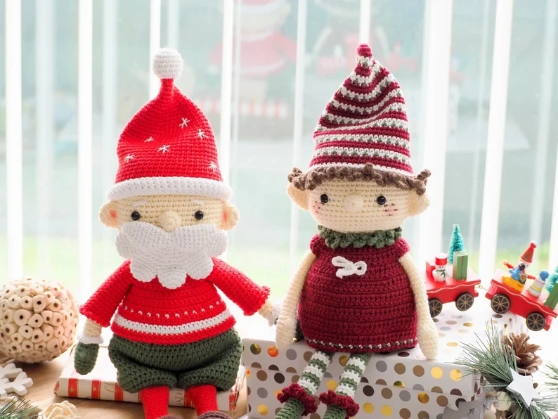 Wholesales Organic Cotton Crochet Santa Character Christmas Gift Toy Handmade Stuffed Snowman and reindeer Toys For Kids