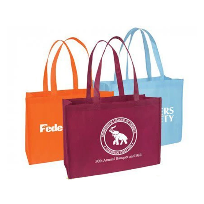Custom store stylish fashion tote apparel creative fordable laser holographic non woven recycling shopping bag gold Laminated